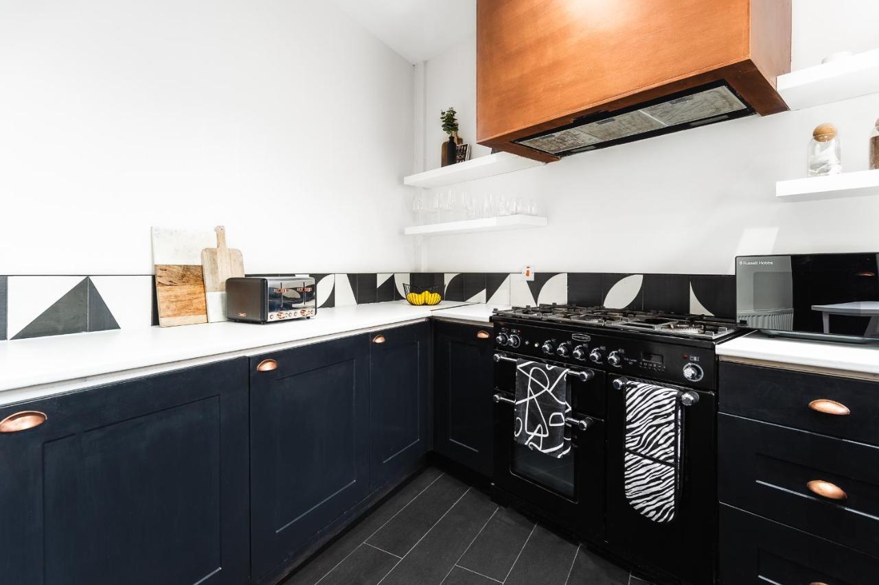 The Crescent Townhouse Lisburn Exterior foto